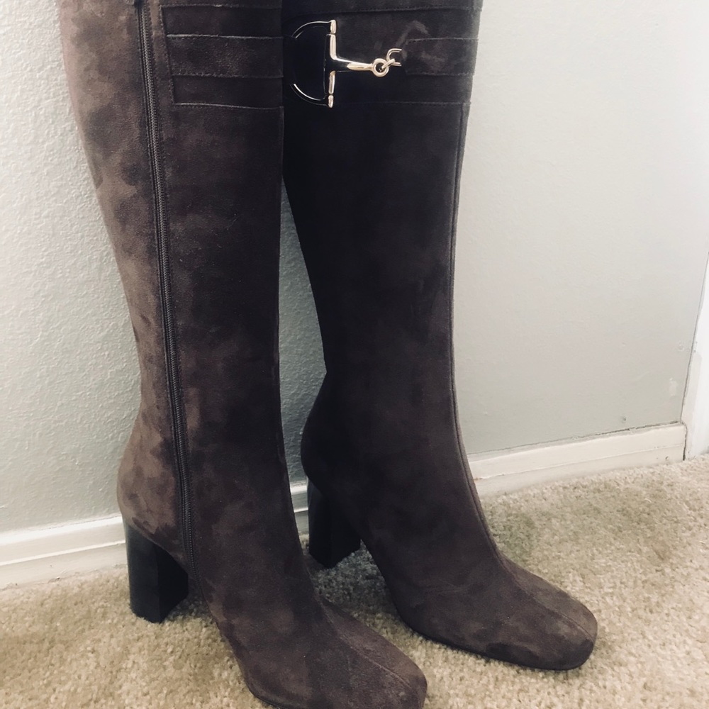 Gucci suede boots